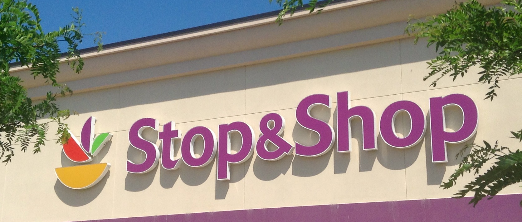 Here’s the Latest on Stop & Shop Bargaining in New England