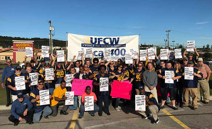 Local 400 Members Kickoff Week of Action Thanking Customers at West Virginia Kroger Store