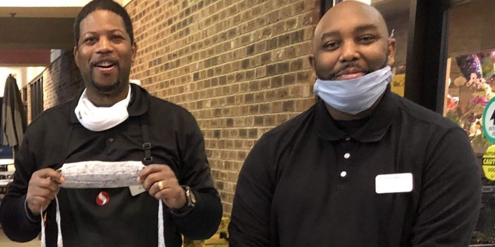 Virginia Interfaith Center Donates Masks to Grocery Workers
